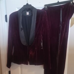 Venus Women's Velvet Tuxedo Suit - Rich Burgandy